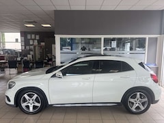 Bild des Angebotes Mercedes-Benz GLA 250 4Matic Aut T-Leder Panorama Navi Kamera