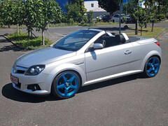 Bild des Angebotes Opel Tigra Cabrio / Automatik  / TUNING/ SHOWCAR
