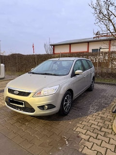 Bild des Angebotes Ford Focus 1,6 Ti-VCT Ghia Turnier Ghia