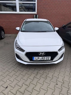 Bild des Angebotes Hyundai i30 i30 1.6 CRDI DCT Premium