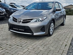 Bild des Angebotes Toyota Auris Cool