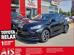 Bild des Angebotes Toyota Yaris 1,5L Hybrid Team D