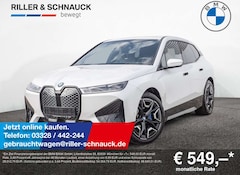 Bild des Angebotes BMW iX xDrive 40 LASER+HUD+AHK+H/K+SITZBEL+ACC+KE