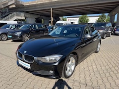 Bild des Angebotes BMW 318 d Lim. *Navi*PDC*SHZ*