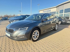 Bild des Angebotes Skoda Octavia Combi 1,5 TSI ACT NAV/LED/SHZ/SmartLink