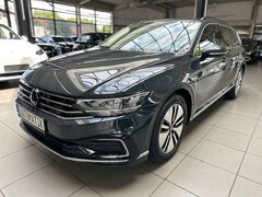 Bild des Angebotes VW Passat Variant GTE Hybrid Autom. AHK Navi SHZ