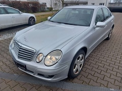 Bild des Angebotes Mercedes-Benz E 200 E 200 Kompressor Limousine Automatik"TÜV NEU"
