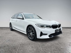 Bild des Angebotes BMW 320 d Sport/Virtual/Laser/HUD/R-Kam/ACC/Keyless/