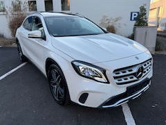 Bild des Angebotes Mercedes-Benz GLA 180 Panoramdach,Teil Leder,74800KM,LED