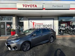 Bild des Angebotes Toyota Avensis Touring Sports 1.8 - Navi, Standhz., AHK, Leder, L