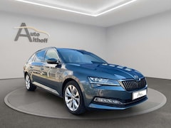 Bild des Angebotes Skoda Superb Combi Style 4x4 LED KAM SHZ ACC NAV SMART