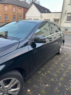 Bild des Angebotes Mercedes-Benz A 200 7G-DCT Urban