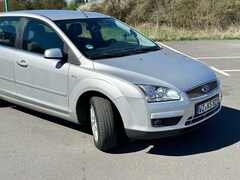 Bild des Angebotes Ford Focus 1.8 MT Comfort verhandelbar