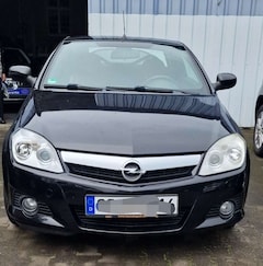 Bild des Angebotes Opel Tigra Tigra Twin Top 1.4 Easytronic Sport Cabrio