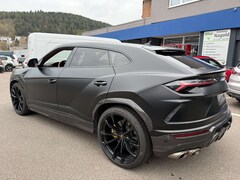 Bild des Angebotes Lamborghini Urus Pano 360° Carbon Akrapovic Garantie 10/2027