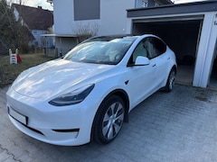 Bild des Angebotes Tesla Model Y Model Y SR RWD - HW4 - BYD - AnhängerK. - Weiße Interrior - Berlin