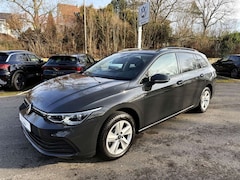 Bild des Angebotes VW Golf Variant Life AHK Kamera Navi App LED-Matrix Pano VZE Netz