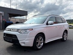 Bild des Angebotes Mitsubishi Outlander ClearTec 4WD 7Sitzer Navi Tüv Neu Leder Kamera