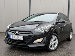 Bild des Angebotes Hyundai i30 1.6*Style*AUTOMATIK*NAVI*GARANTIE*TOP-ZUSTAND