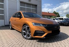 Bild des Angebotes Skoda Octavia Octavia 2.0 TSI DSG RS