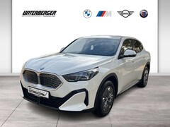 Bild des Angebotes BMW iX2 eDrive20 DAB LED Komfortzg. Parkassistent