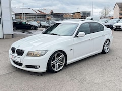 Bild des Angebotes BMW 325 d Lim. Facelift_Navi Prof_Xenon_Pano_Sitzhz_