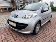 Bild des Angebotes Peugeot 107 70 Filou Klima EFH