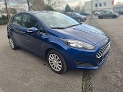 Bild des Angebotes Ford Fiesta Sync Edition NUR 33000 KM TÜV BIS 11 2027