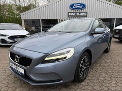 Bild des Angebotes Volvo V40 Momentum,Navi,PPh,ToterWinkel-Parkassist,Sitzheizu