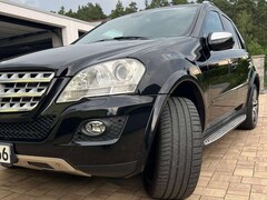 Bild des Angebotes Mercedes-Benz ML 420 Mercedes-Benz ML 420 CDI 4MATIC -Airmatic Harman Kardon AHK SHZ Xenon Sthz