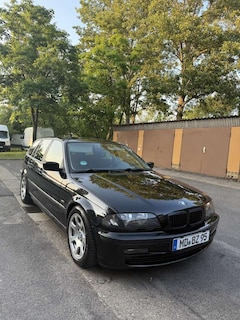 Bild des Angebotes BMW 320 320i touring