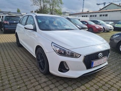 Bild des Angebotes Hyundai i30 i30 Kombi Kombi 1.0 T-GDI Select