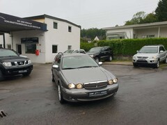 Bild des Angebotes Jaguar X-Type Estate 2.5 V6 4x4 Aut. Executive LIEBHABERFAHRZEUG