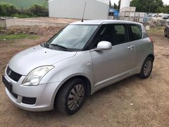 Bild des Angebotes Suzuki Swift 1.3 Comfort benzin Mit Klima TÜV NEU?
