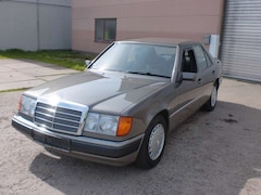 Bild des Angebotes Mercedes-Benz E 230 E,Automatik,H-Zulassung,Sammlerzustand!