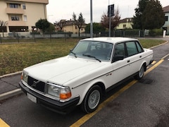 Bild des Angebotes Volvo 240 2.0 GLE
