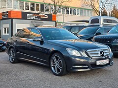 Bild des Angebotes Mercedes-Benz E 220 CDI Lim. Avantgarde |Bi-Xenon |Schiebedach