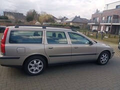 Bild des Angebotes Volvo V70 V70 2.4