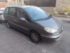 Bild des Angebotes Peugeot 807 HDi 130 Esplanade