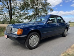 Mercedes-Benz 190 E 2.0 1. Hand