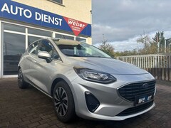Bild des Angebotes Ford Fiesta Titanium*AUTOM.*KAMERA*NAVIGATION*TEMPOMAT*GJR*LED