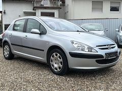 Bild des Angebotes Peugeot 307 1.6 Premium Automatik 8xBereift Scheckheft AHK