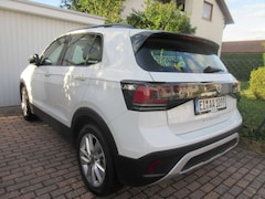 Bild des Angebotes VW T-Cross T-Cross 1.0 TSI OPF DSG Life " Discover Pro " Navi