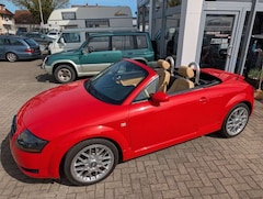 Bild des Angebotes Audi TT Roadster 1.8T tiptronic Ein Traum in Rot!
