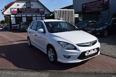 Bild des Angebotes Hyundai i30 cw Classic  TÜV/AU NEU,1.HAND,KLIMA,ISOFIX