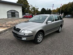 Bild des Angebotes Skoda Octavia Combi 4x4 Laurin & Klement