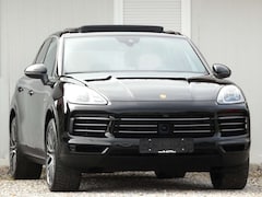 Bild des Angebotes Porsche Cayenne E-Hybrid SportChrono 360*KAM/PANO/BOSE