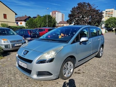 Bild des Angebotes Peugeot 5008 120 VTi Tendance