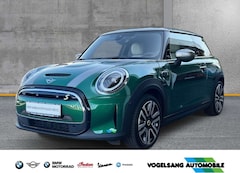 Bild des Angebotes MINI Cooper SE Mini Yours Trim,Panodach,HUD,RFK,H&KSound