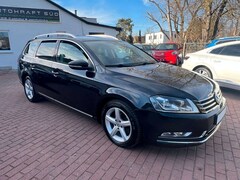 Bild des Angebotes VW Passat Variant *Highline*BlueMotion*LEDER*NAVI*